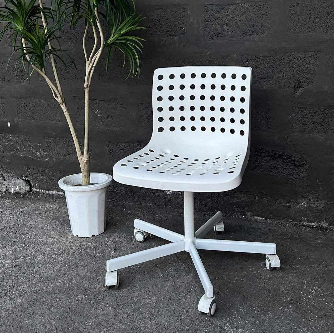 Ikea Skalberg Sporren Swivel Chair, Furniture & Home Living, Furniture ...