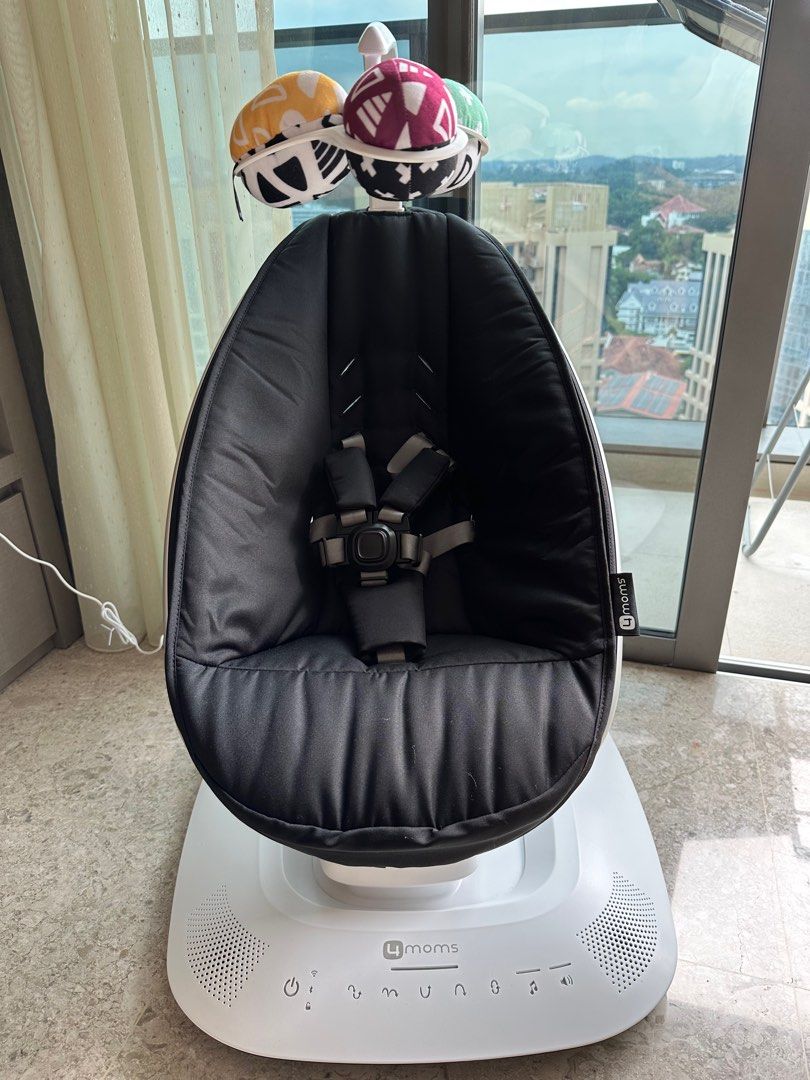 Infant Rocking Chair 4moms Mamaroo 5.0, Babies & Kids, Baby Nursery