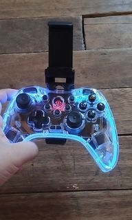 Ipega S03 Wireless Gaming Controller With Mount Clip Holder