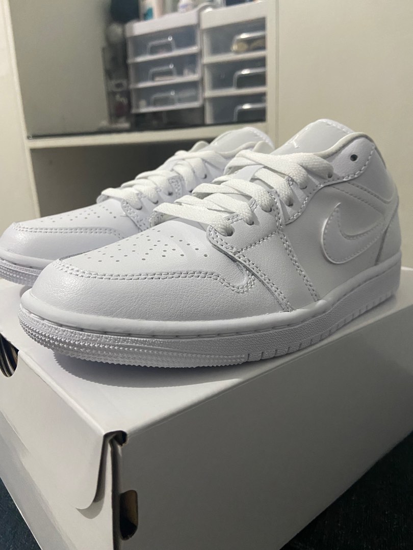 j1 triple white