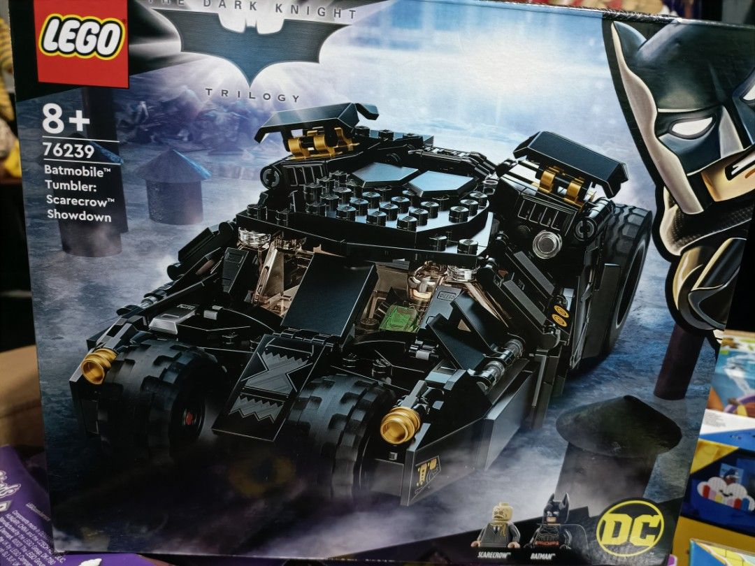 LEGO DC Batman Batmobile Tumbler: Scarecrow Showdown 76239 Building Set  (422 Pieces) 