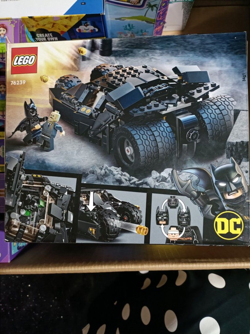  LEGO DC Batman Batmobile Tumbler: Scarecrow Showdown 76239 (422  Pieces) : Toys & Games