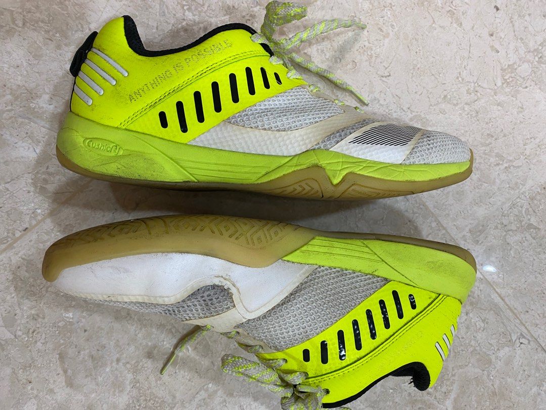 Badminton shoes size store 11