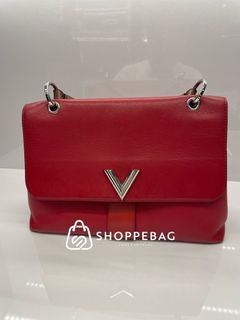 Louis Vuitton Green Mini Lin Anna Sophie Pochette Clutch Bag For Sale at  1stDibs