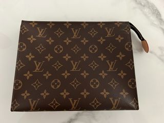 Louis Vuitton Leather Luggage Tag (SHF-22233) – LuxeDH