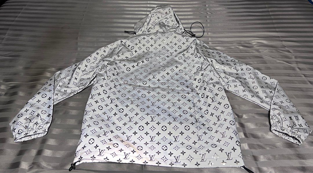 Louis vuitton 3m reflective clearance windbreaker jacket