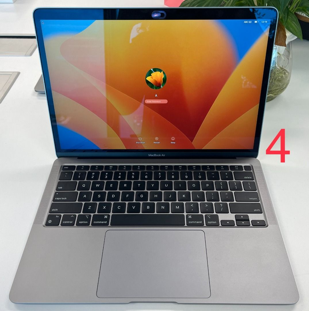 MacBook Air (M1, 2020)13.3 inch, Memory: 8GB, Purchase date: Feb