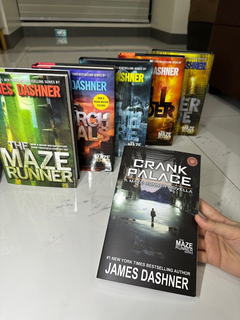 **SOLD** MAZE RUNNER Boxed Set + Crank Palace Novela by JAMES DASHNER