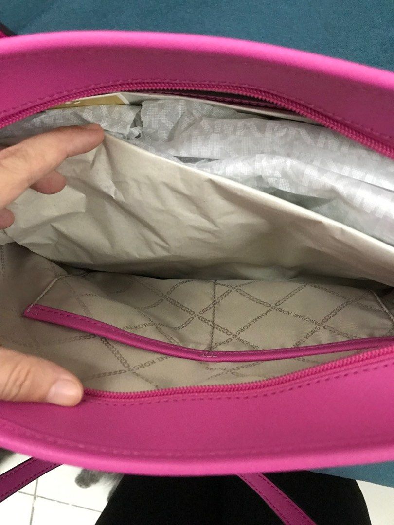 Michael kors hot sale pink shoulder bag