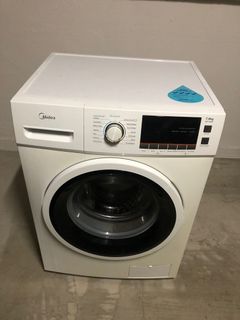 (Category: ) located in . Submitted by allthrifted (Listing ID 1265951220, Image 1). Description: .