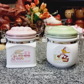MISTER DONUT WARNER BROS DAFFY DUCK AND BUGS BUNNY COLLECTIBLE CANISTERS • SOLD PER PIECE