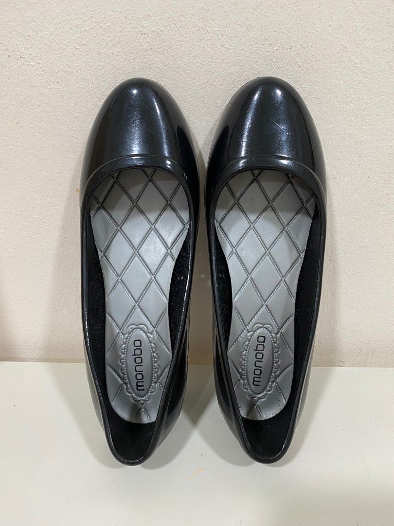 Berry on sale high heels