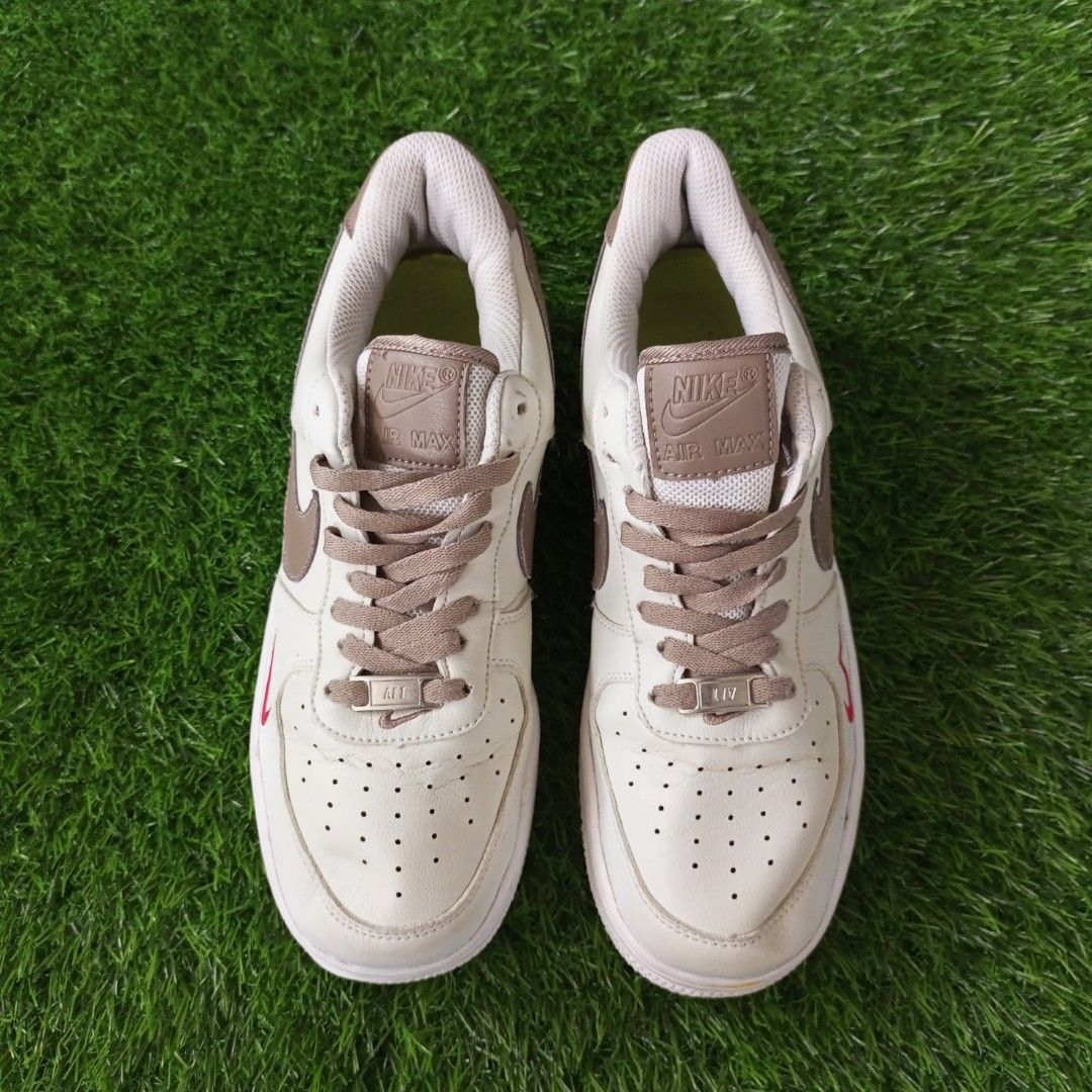 Nike Air Force 1, Fesyen Pria, Sepatu Sneakers di Carousell