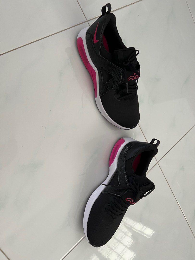 Nike air black pink hotsell