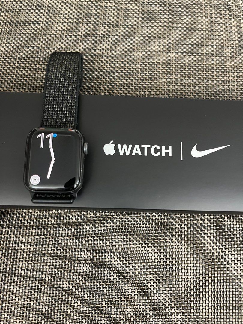 品質保証新品Apple Watch Nike SE1 Apple Watch本体