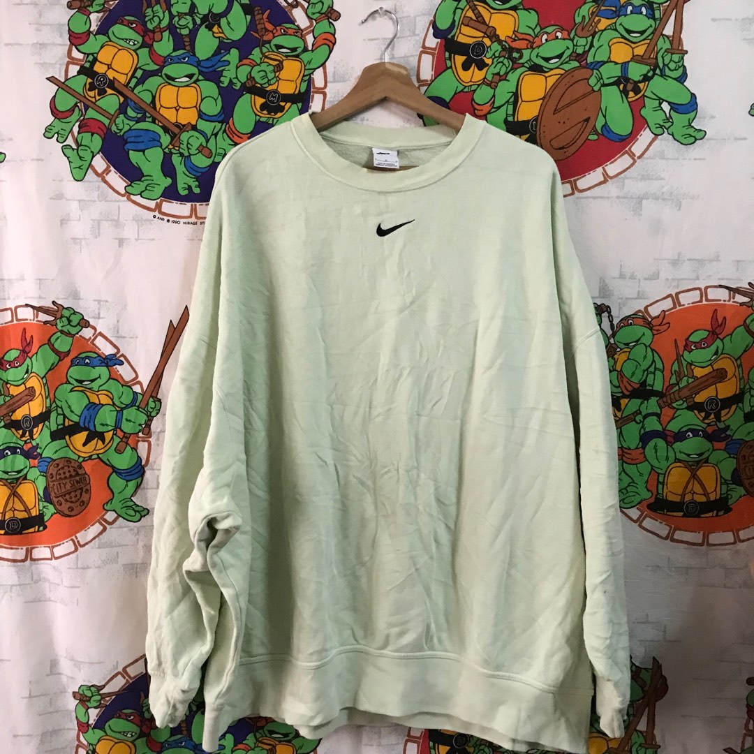 Nike pastel hotsell sweatsuit