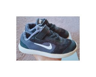 Nike Revolution 3 us9c eur26 15cm