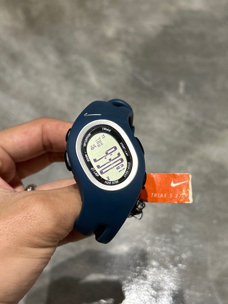 Buy Nike Triax Swift 3h Analog Watch - Medium Grey/Blue Sapphire -  WR0093-015 Online at desertcartINDIA