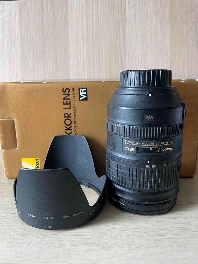 nikon 28-300mm f/3.5-5.6 vr, 攝影器材, 鏡頭及裝備- Carousell