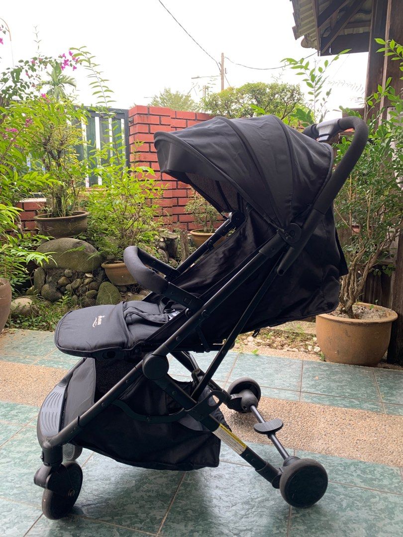 Stroller traveling ringan discount