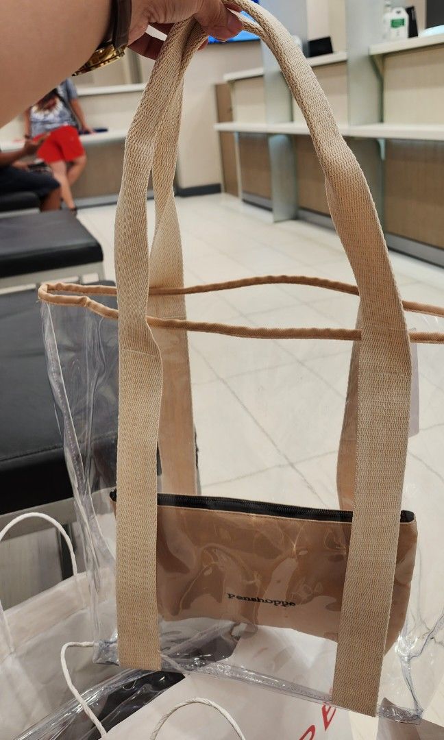 Penshoppe Clear tote bag [Discounted] (Category: Tote Bags) located in San Jose del Monte. Submitted by not__mea (Listing ID 1266061262, Image 1). Description: original price 799 brought during Chanyeol FM purchasing period can do sdd, free delivery via j&t within metro manila meetup in sm sjdm, fairview, venice grand canal mall.