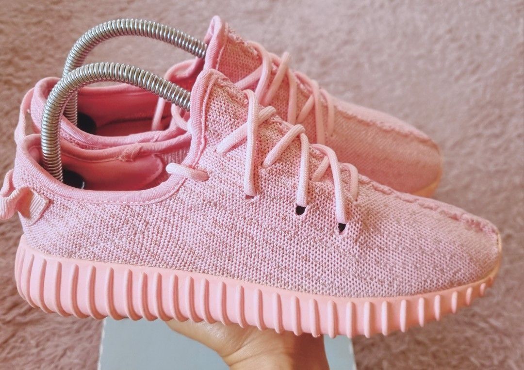 Pink yeezy shop boost 5