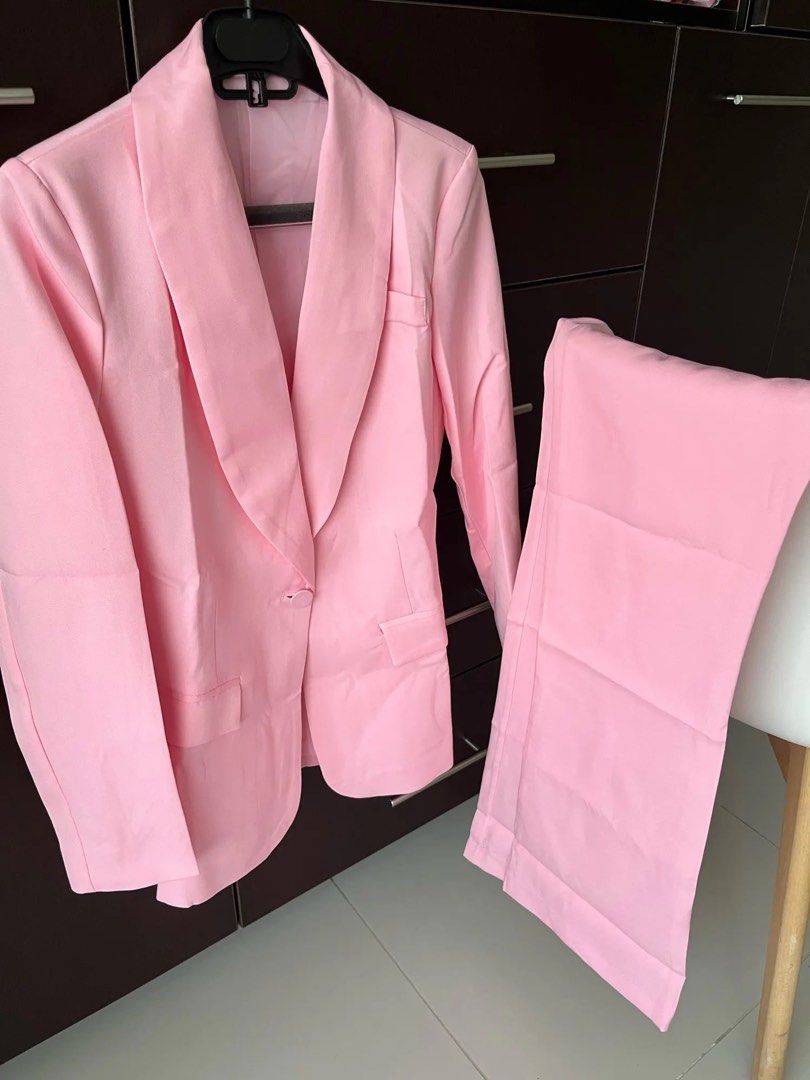 Pink Blazer and Pants Set: Blazer size S: Pants size: M, Women's Fashion,  Coats, Jackets and Outerwear on Carousell