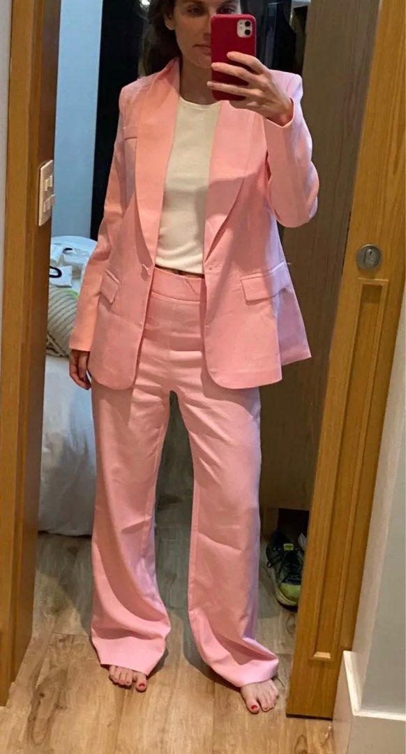Pink Blazer and Pants Set: Blazer size S: Pants size: M, Women's Fashion,  Coats, Jackets and Outerwear on Carousell