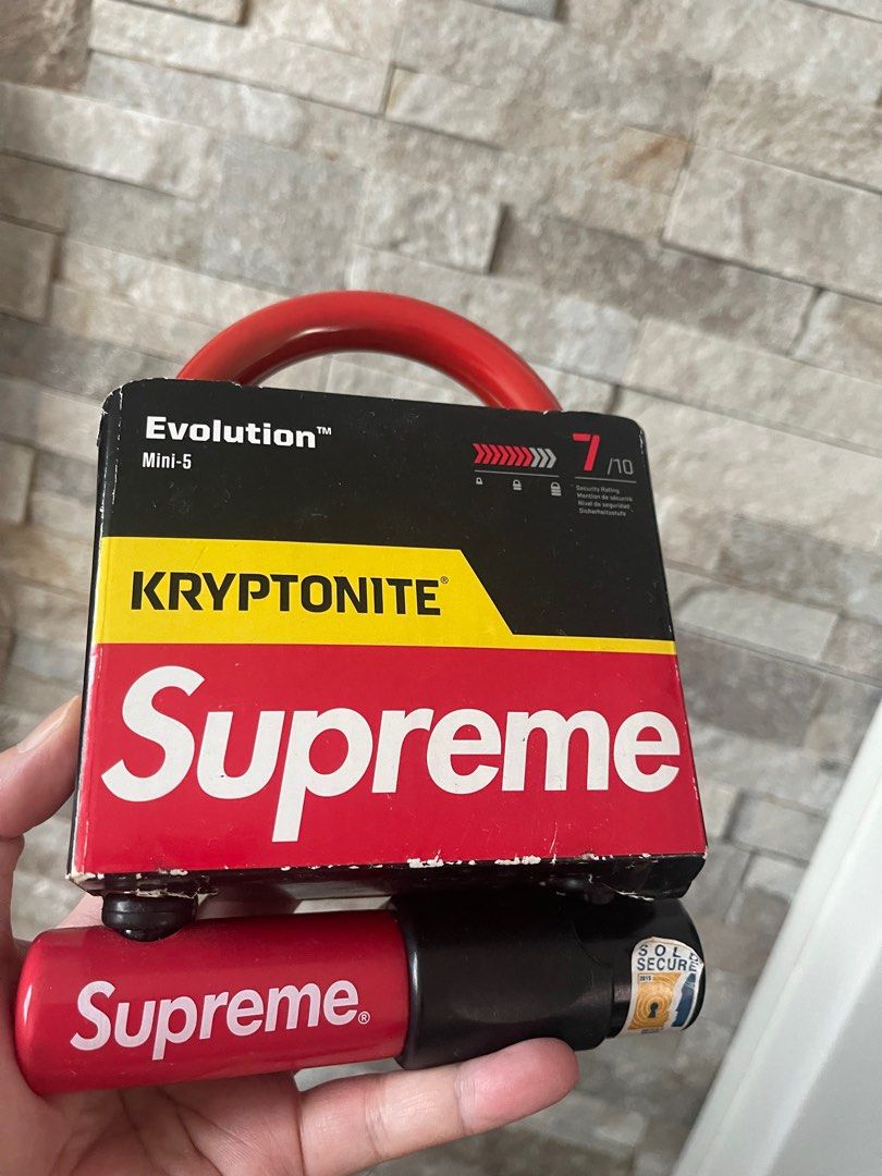 Rare Supreme x Kryptonite U-Lock, Sports Equipment, Other Sports