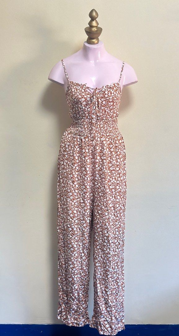 Rust jumpsuit, Women's Fashion, Dresses & Sets, Jumpsuits on Carousell