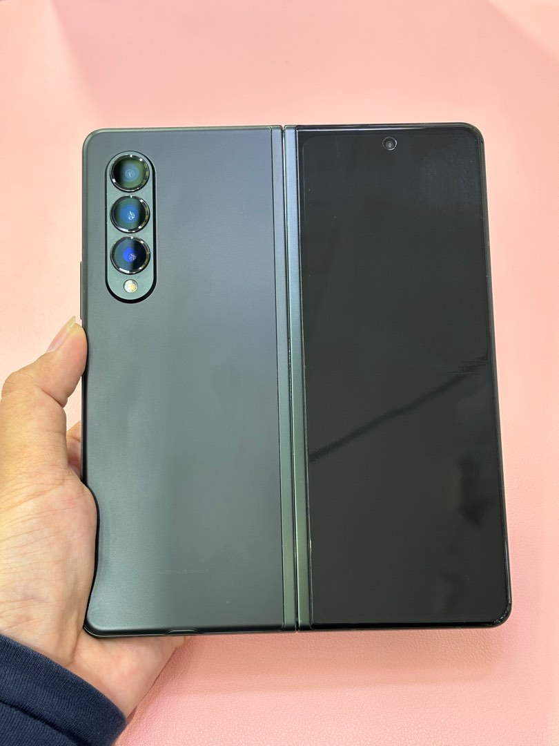 Samsung Fold 3 (wifi not working), Mobile Phones & Gadgets, Mobile Phones, Android Phones