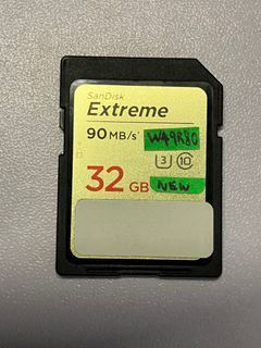 SanDisk Extreme SD 32gb include USB thumb drive reader converter