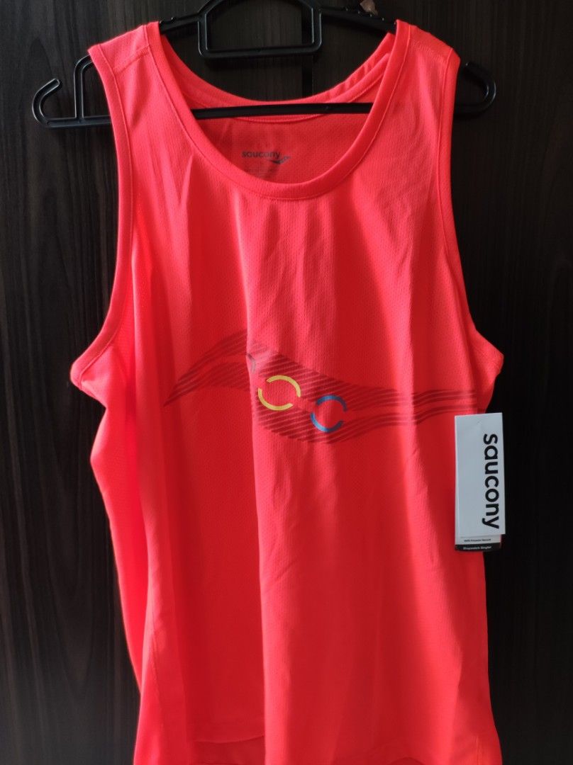 Saucony running singlet sale
