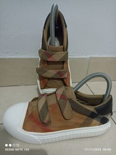 Burberry shoes indonesia sale