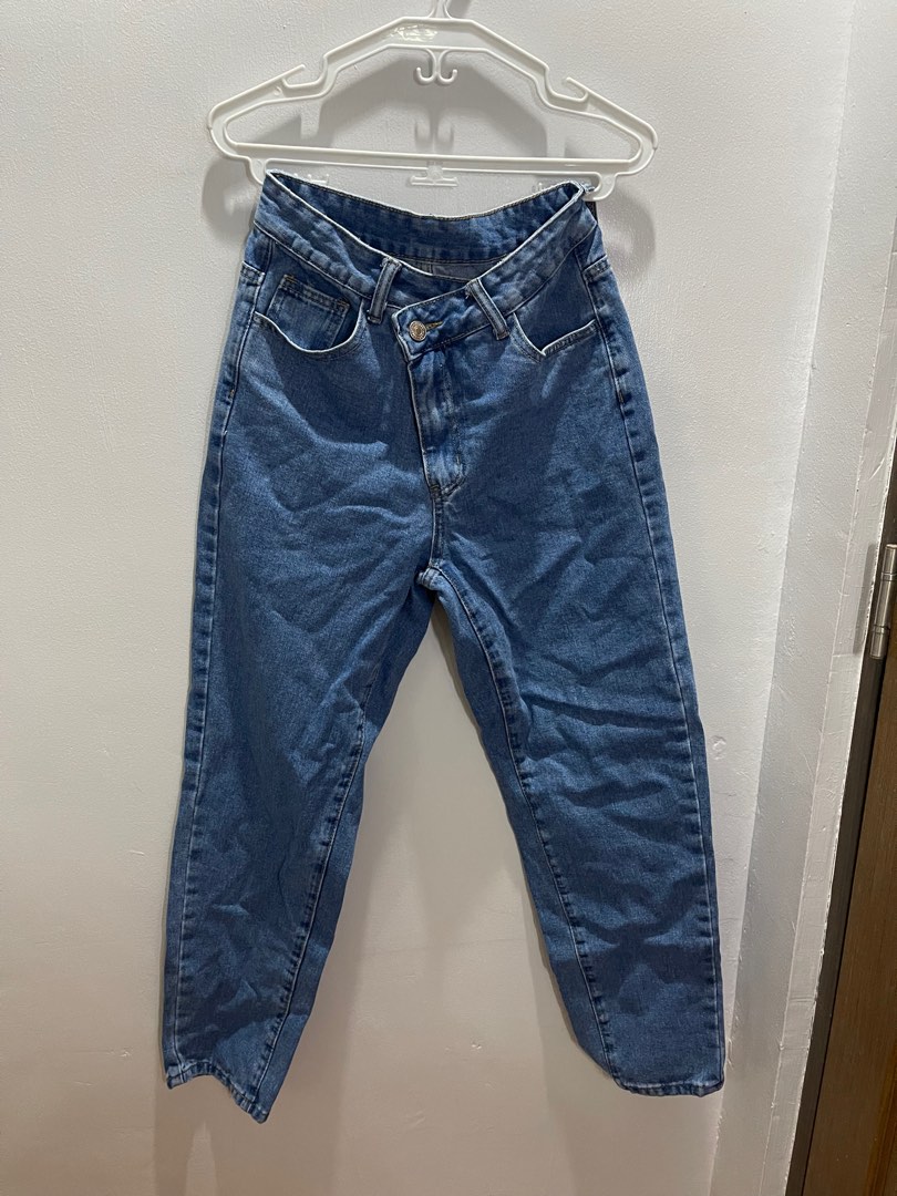 Shein Frenchy Denim Mom Fit Jeans, Women's Fashion, Bottoms, Jeans on  Carousell