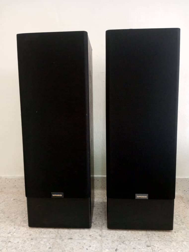Speaker floor stand, Audio, Soundbars, Speakers & Amplifiers on Carousell