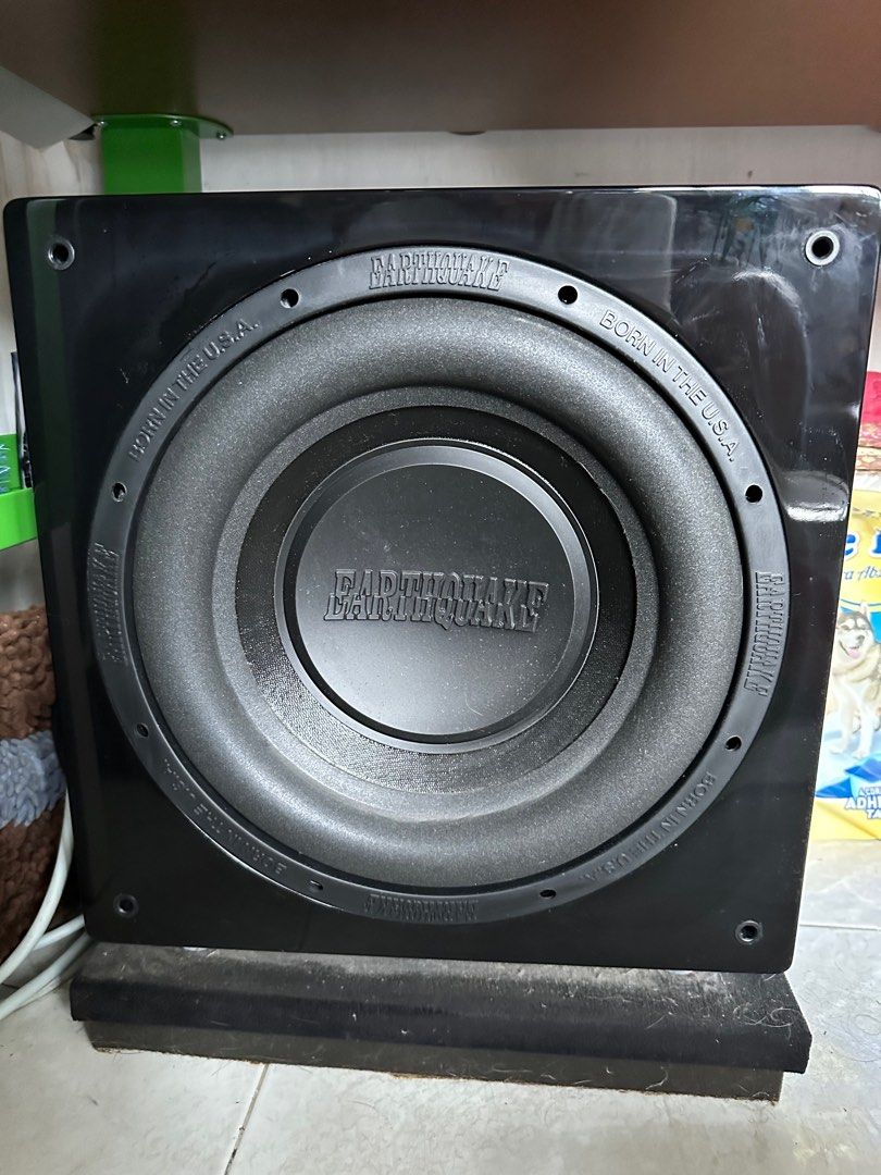 Subwoofer Earthquake MiniMe P12V2 , 12 inch powered subwoofer, Audio