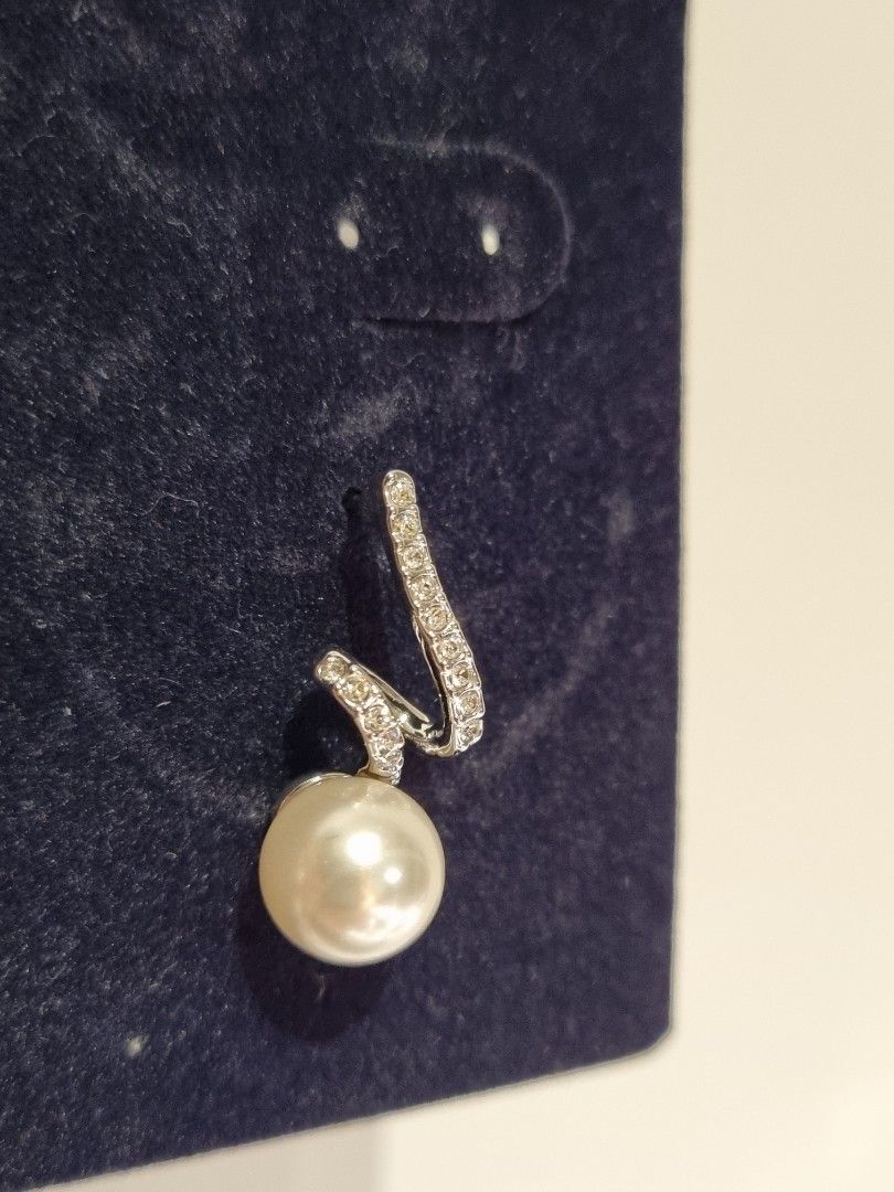 Swarovski crystal pearl drop earrings Women s Fashion Jewelry