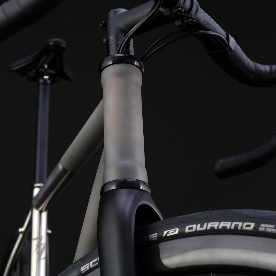 Titanium roadbike frame Hi Light R7.2, Sports Equipment, Bicycles