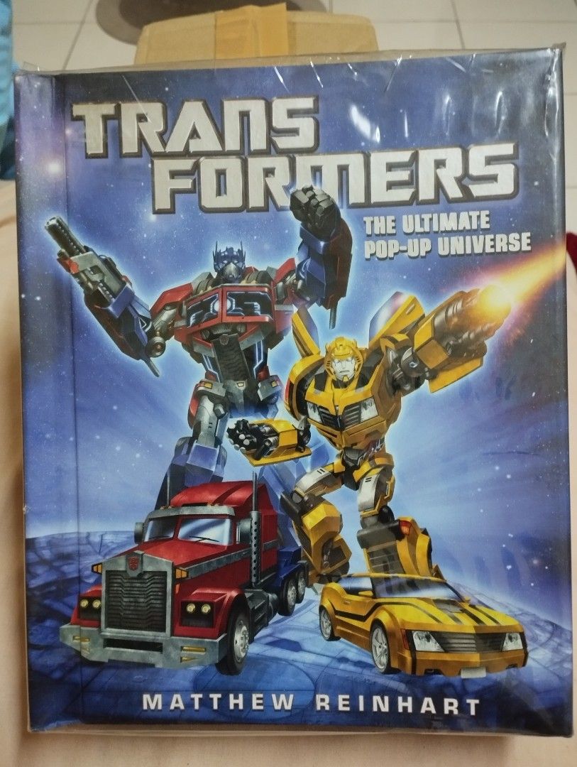 Transformers The Ultimate Popup Universe Book NEW, Hobbies & Toys