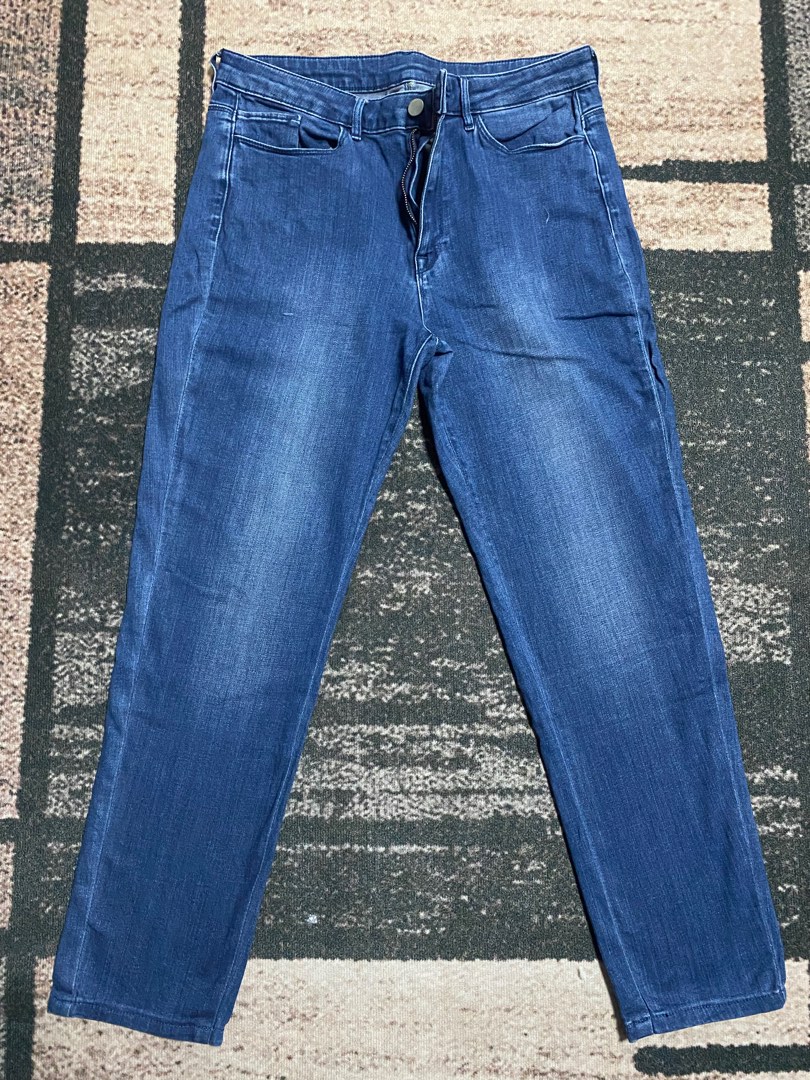 Uniqlo Jeans, Women's Fashion, Bottoms, Jeans on Carousell