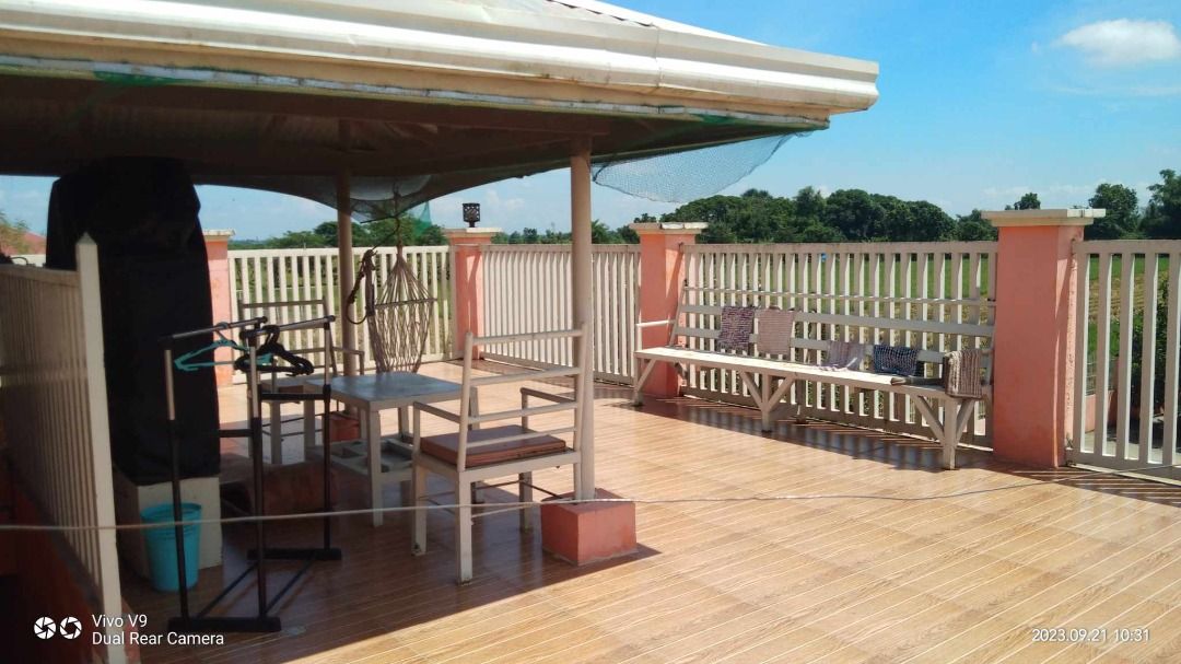 FOR SALE Very Spacious House & Lot Sinulatan 1st, Camiling, Tarlac