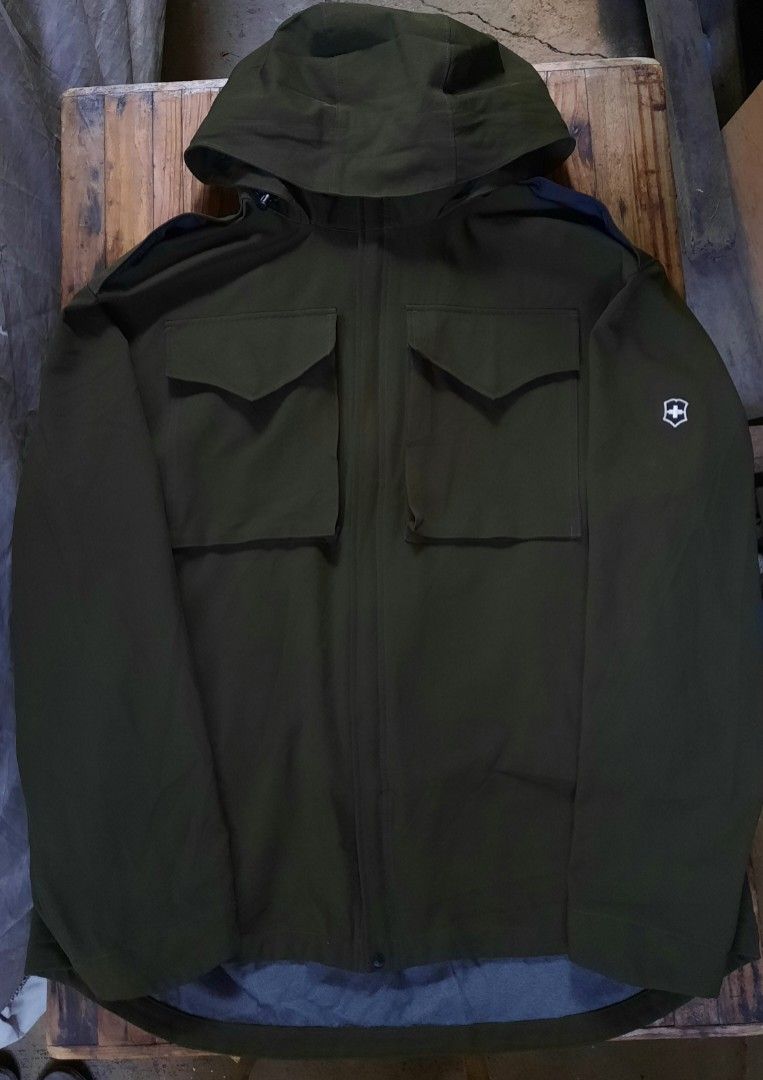 Victorinox coat hot sale