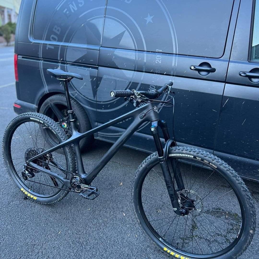 Yeti Arc carbon frame Sports Equipment Bicycles Parts Parts Accessories on Carousell