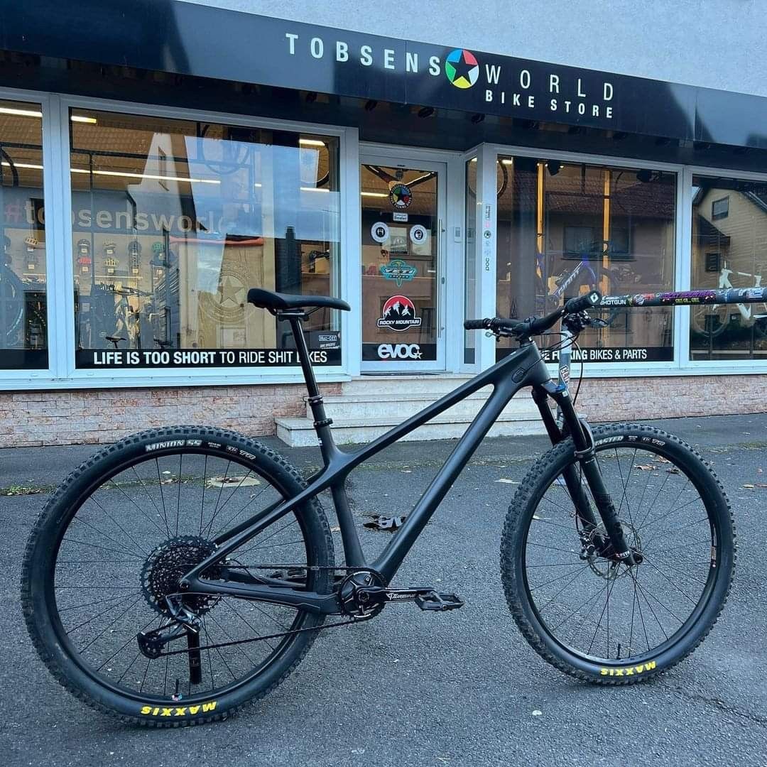 Yeti arc carbon online