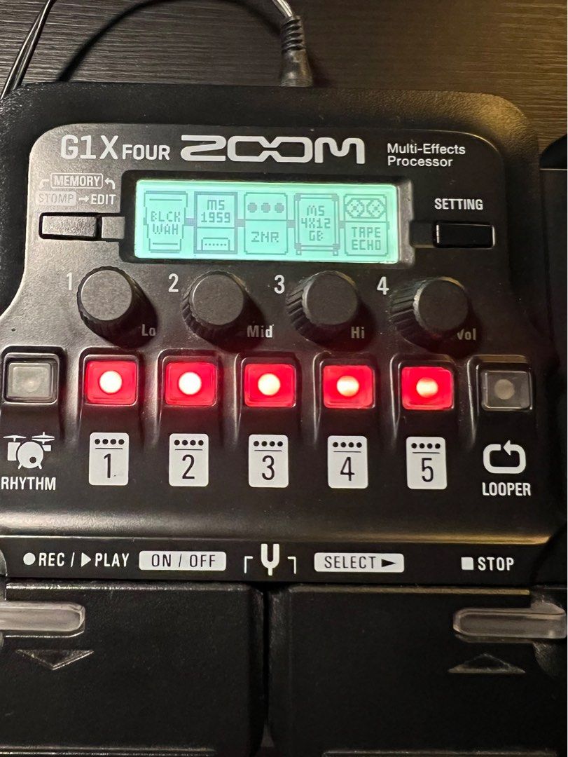 Zoom G1X Four Guitar MultiEffects Processor, Hobbies & Toys, Music