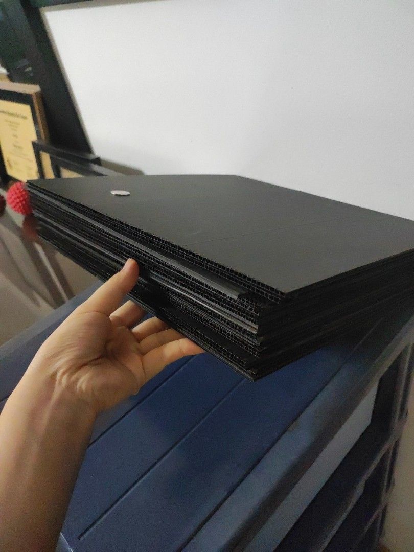 Large Coloured Corrugated Plastic Board Sheets 3D For Kids Craft