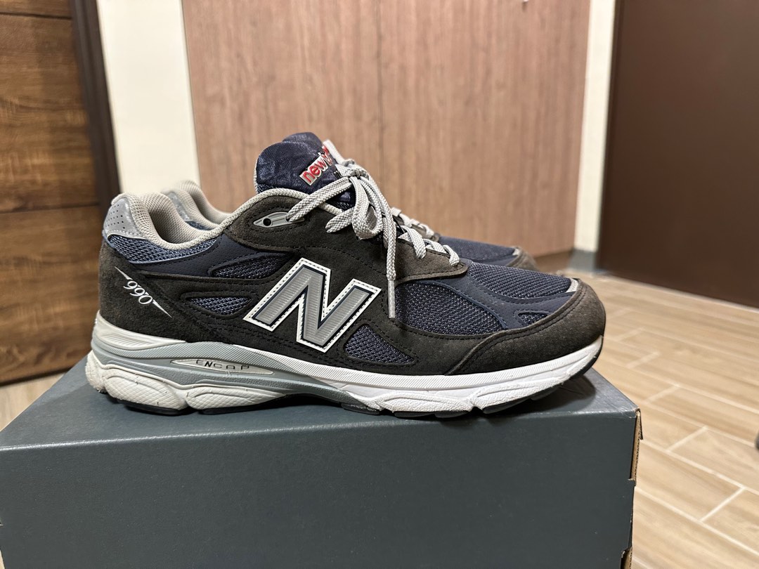 美製New balance 990v3. NB3 海軍藍, 他的時尚, 鞋, 運動鞋在旋轉拍賣