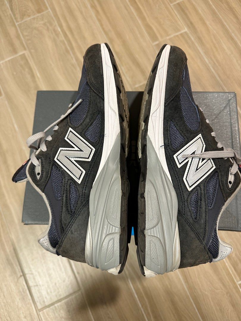 美製New balance 990v3. NB3 海軍藍, 他的時尚, 鞋, 運動鞋在旋轉拍賣