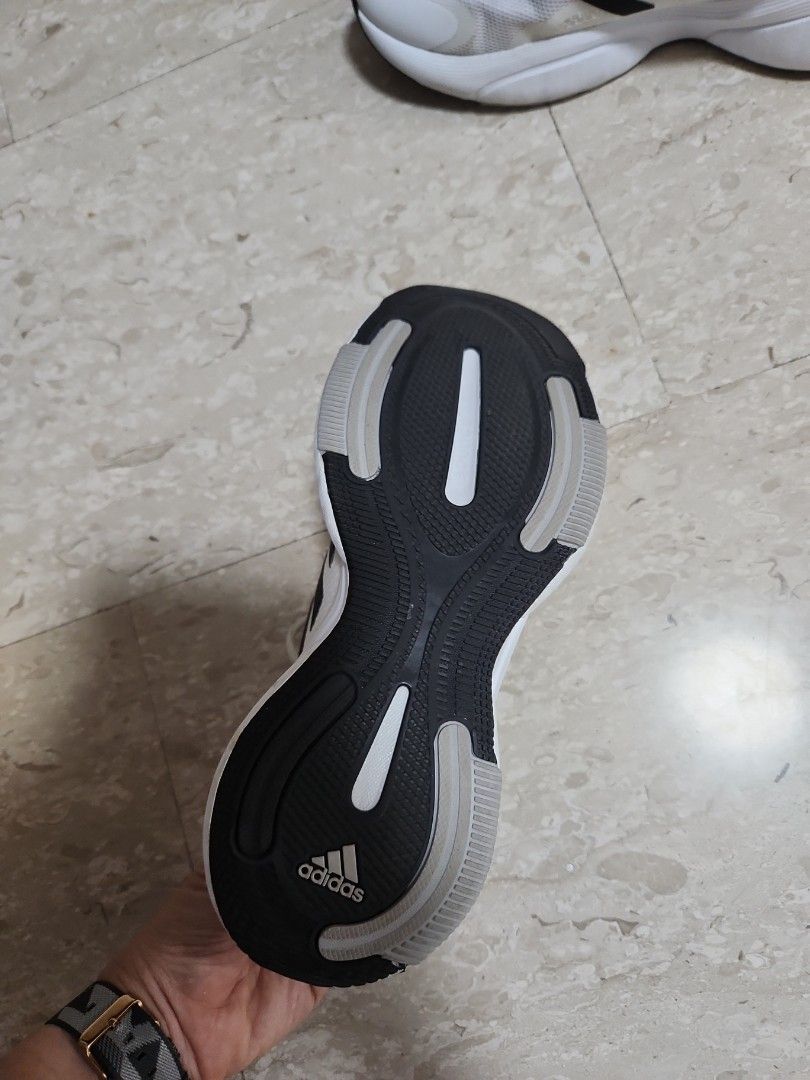 Adidas White Shoes, Women's Fashion, Footwear, Sneakers on Carousell